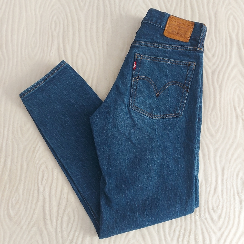 Levi's Wedgie Premium Denim straight leg Jeans